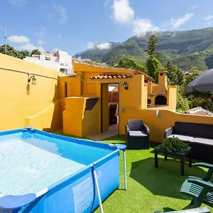 Canarian House With Views And Pool Ferienhaus Los Realejos